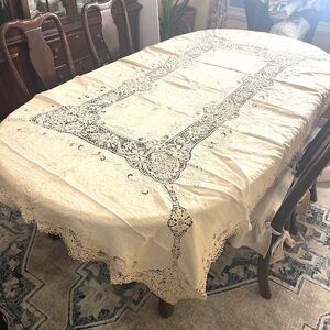 VTG Handmade Madeira Crochet Lace Cutwork Linen Tablecloth Embroidery Napkins
